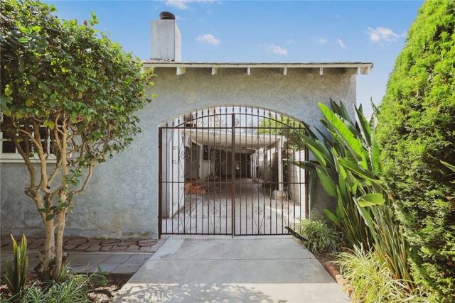 129 La Paloma Avenue, Alhambra, CA 91801