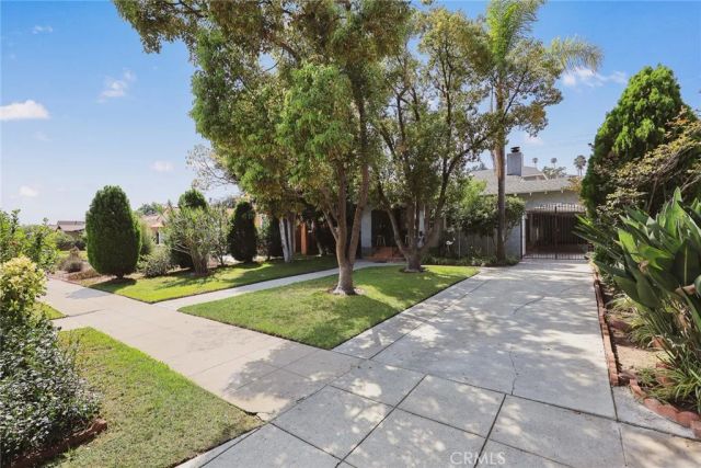 129 La Paloma Avenue, Alhambra, CA 91801