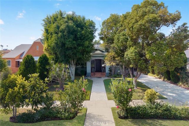 129 La Paloma Avenue, Alhambra, CA 91801