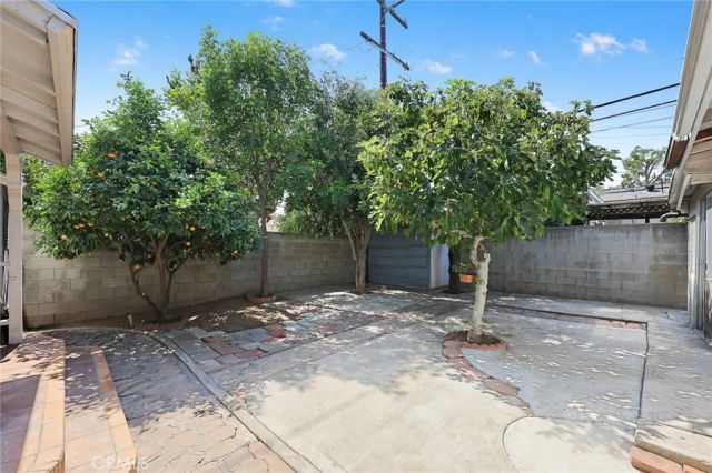 129 La Paloma Avenue, Alhambra, CA 91801