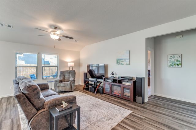 203 Fieldstone Drive, Melissa, TX 75454