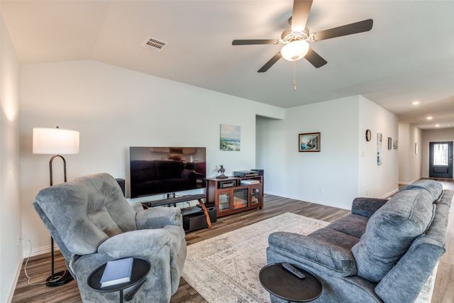 203 Fieldstone Drive, Melissa, TX 75454