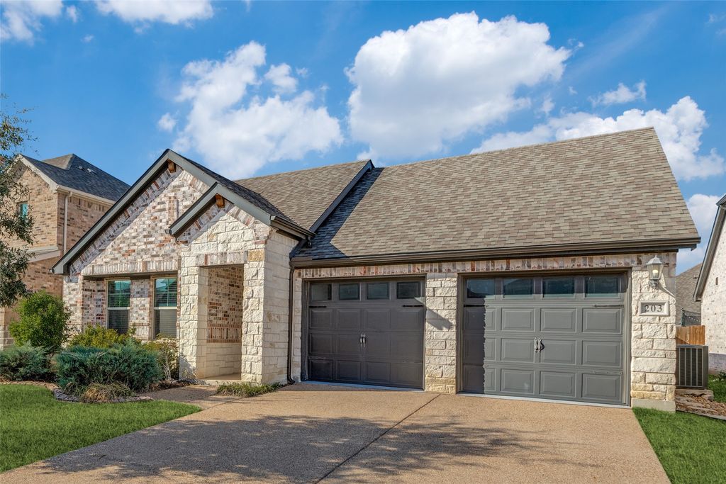 203 Fieldstone Drive, Melissa, TX 75454