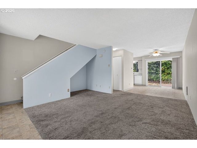 24002 Ne TREEHILL Dr, Wood Village, OR 97060