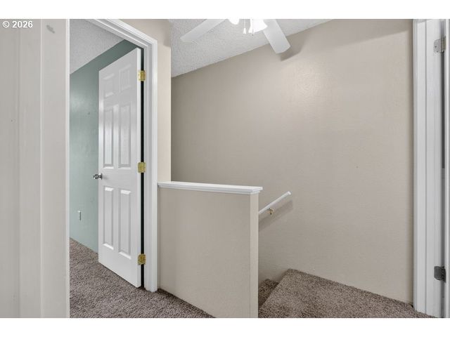 24002 Ne TREEHILL Dr, Wood Village, OR 97060