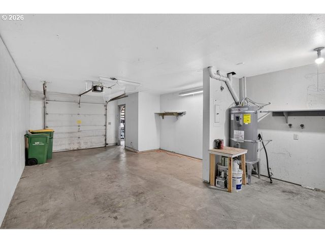 24002 Ne TREEHILL Dr, Wood Village, OR 97060