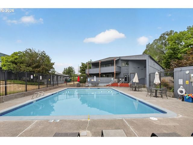 24002 Ne TREEHILL Dr, Wood Village, OR 97060