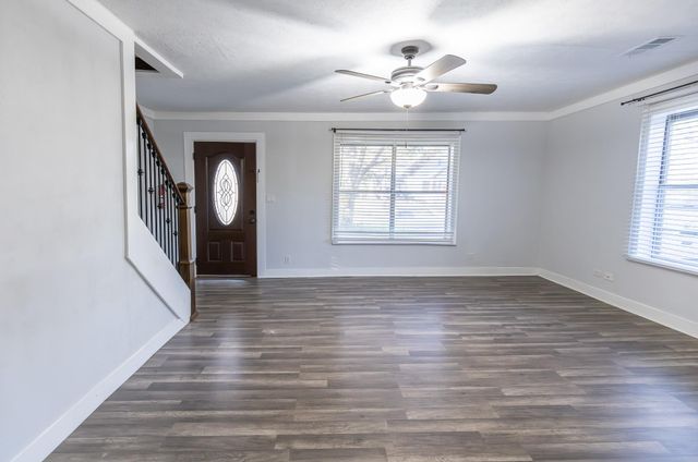 1425 15th Street, Huntsville, TX 77340