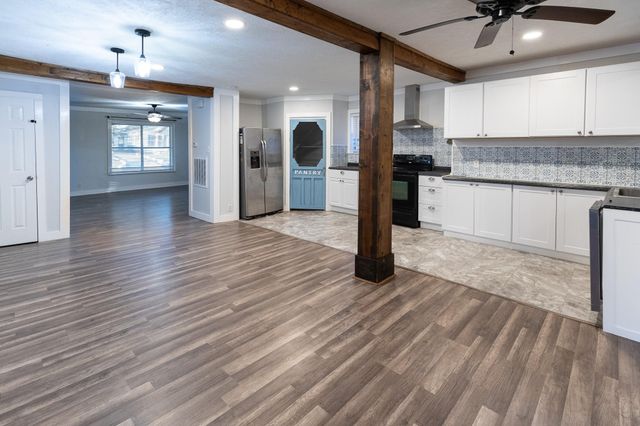 1425 15th Street, Huntsville, TX 77340