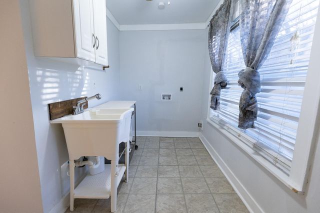 1425 15th Street, Huntsville, TX 77340