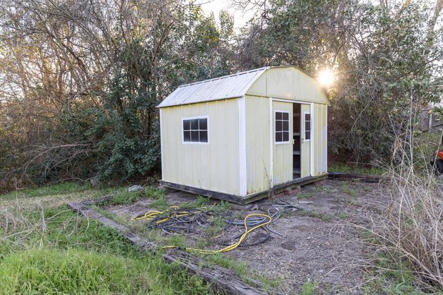 1425 15th Street, Huntsville, TX 77340