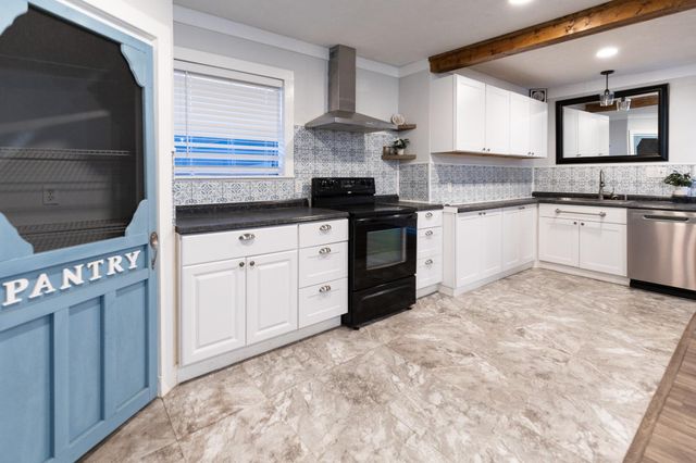 1425 15th Street, Huntsville, TX 77340