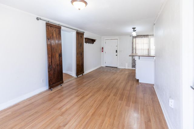 1425 15th Street, Huntsville, TX 77340