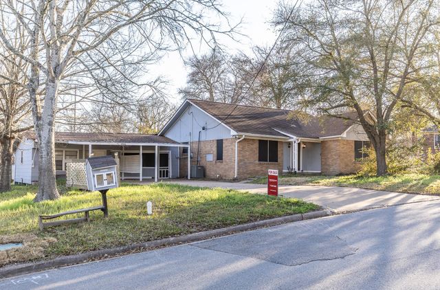 1425 15th Street, Huntsville, TX 77340