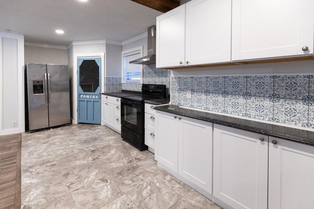 1425 15th Street, Huntsville, TX 77340