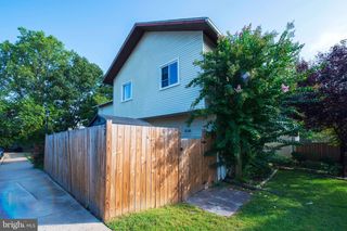 52 STATE CT #101, Gaithersburg, MD 20877