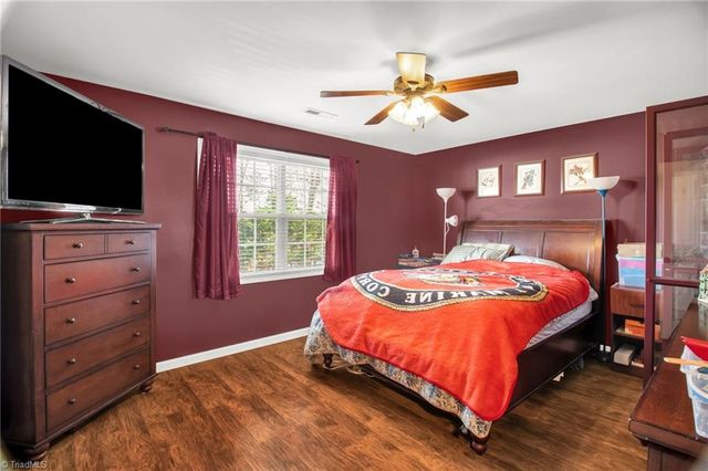 103 Robinhood Road, Lexington, NC 27292