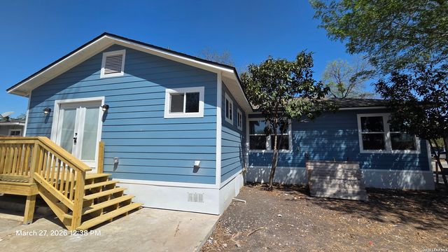 2530 W Woodlawn, San Antonio, TX 78228