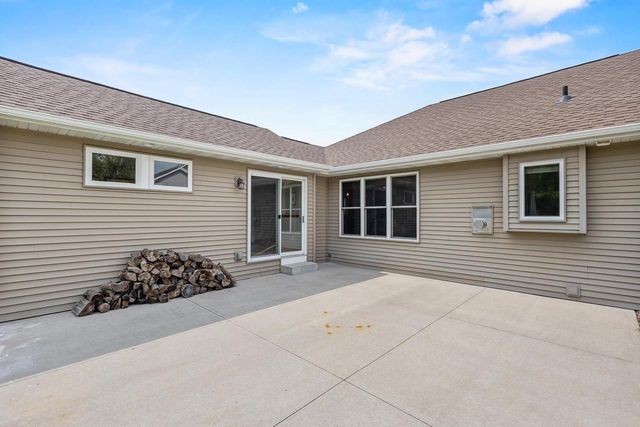 N2460 BENJAMIN DRIVE, Greenville, WI 54942