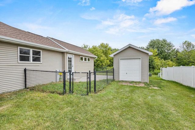 N2460 BENJAMIN DRIVE, Greenville, WI 54942