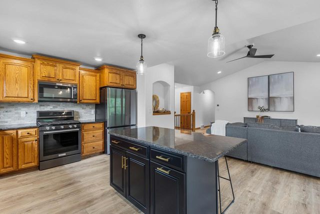 N2460 BENJAMIN DRIVE, Greenville, WI 54942