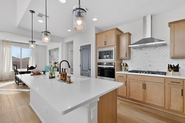 920 Turquesa Loop SE, Rio Rancho, NM 87124