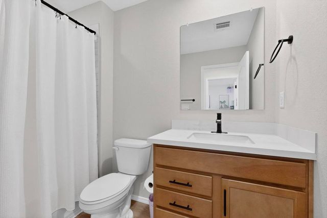 920 Turquesa Loop SE, Rio Rancho, NM 87124