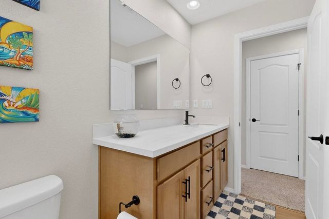 920 Turquesa Loop SE, Rio Rancho, NM 87124