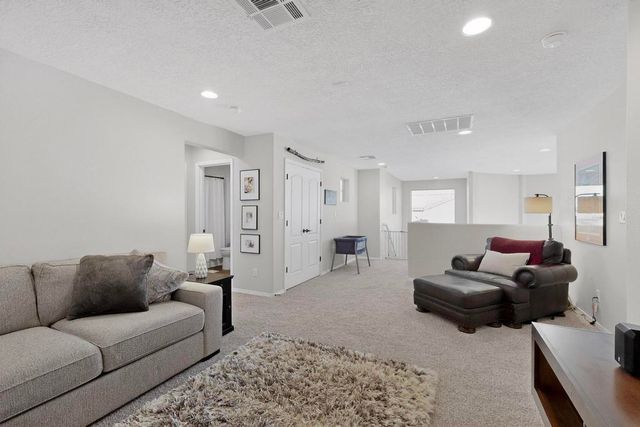 920 Turquesa Loop SE, Rio Rancho, NM 87124