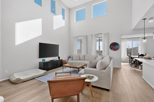 920 Turquesa Loop SE, Rio Rancho, NM 87124