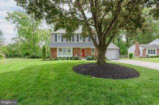 215 ELTON CIR, West Chester, PA 19382