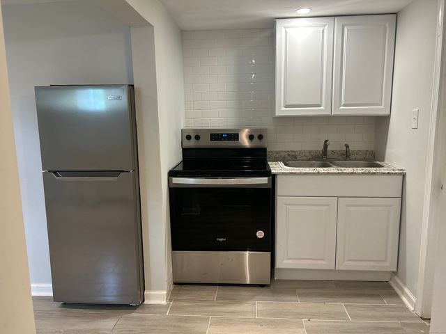 67 Yarwood Street, Stratford, CT 06615