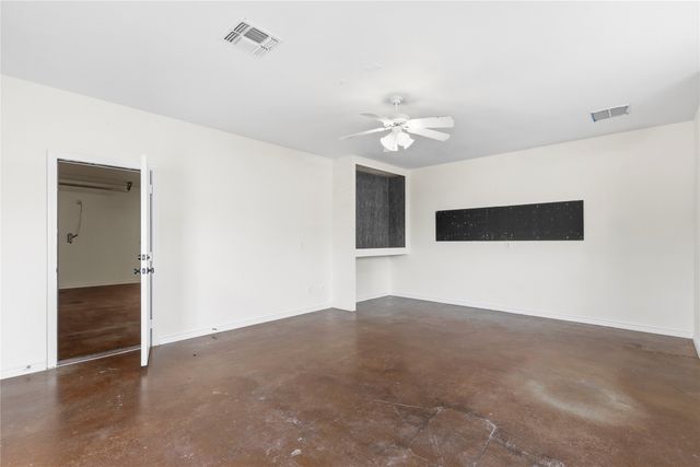 544 Hubbard Circle, Nevada, TX 75173