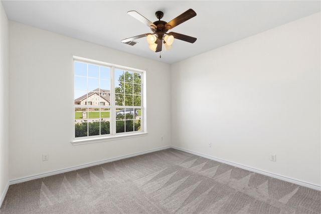 544 Hubbard Circle, Nevada, TX 75173