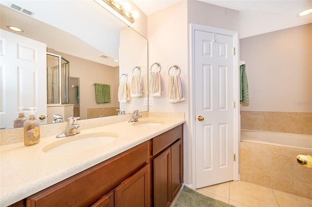 5453 BURNT ACORN WAY, Oviedo, FL 32765