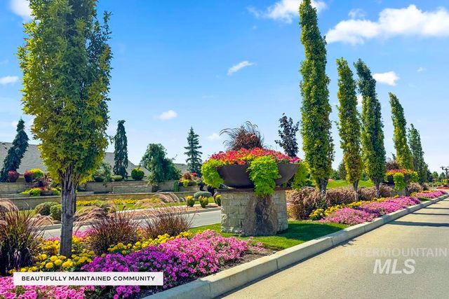 8165 W Corinthia St, Eagle, ID 83616