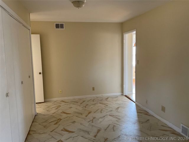 2736 S Florence Drive, Tulsa, OK 74114