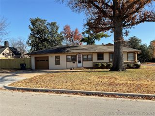 2736 S Florence Drive, Tulsa, OK 74114