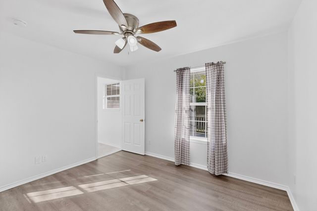 604 S Maxey Street, Sherman, TX 75090