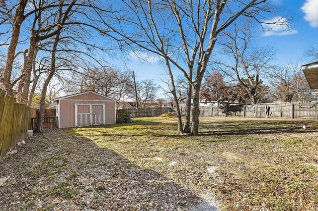 604 S Maxey Street, Sherman, TX 75090