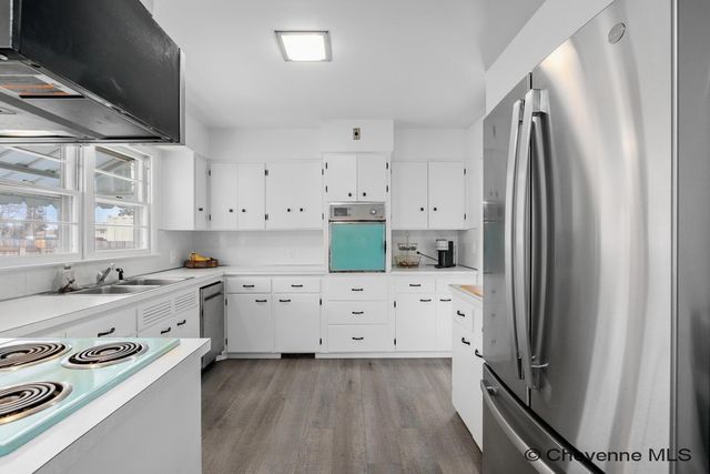 3248 ACACIA DR, Cheyenne, WY 82001