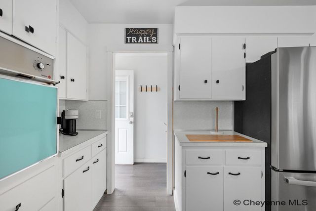 3248 ACACIA DR, Cheyenne, WY 82001