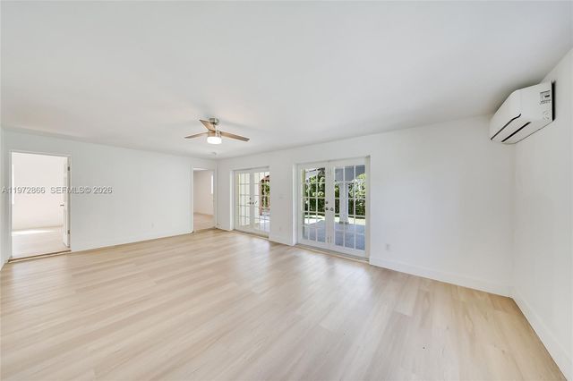 9056 Emerson Ave, Surfside, FL 33154