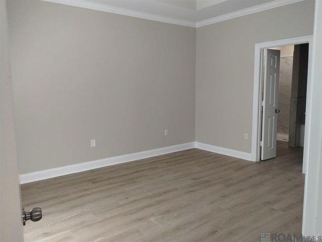 3319 Myrtle Grove Dr, Baton Rouge, LA 70810