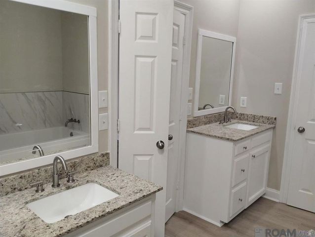 3319 Myrtle Grove Dr, Baton Rouge, LA 70810