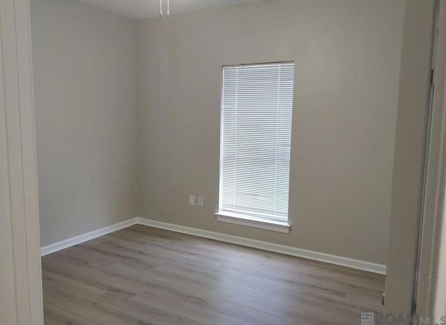 3319 Myrtle Grove Dr, Baton Rouge, LA 70810