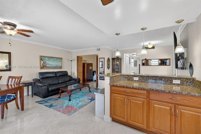 2731 NE 14th St Cswy 1019, Pompano Beach, FL 33062