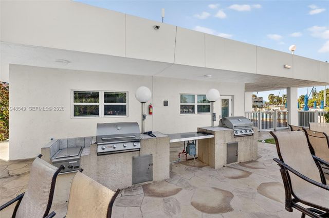 2731 NE 14th St Cswy 1019, Pompano Beach, FL 33062