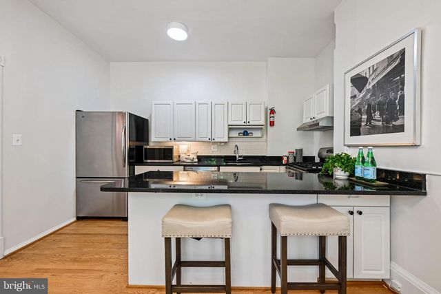 123 7TH ST NE, Washington, DC 20002