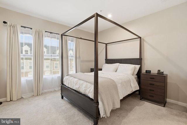 3702 JAMISON ST NE, Washington, DC 20018